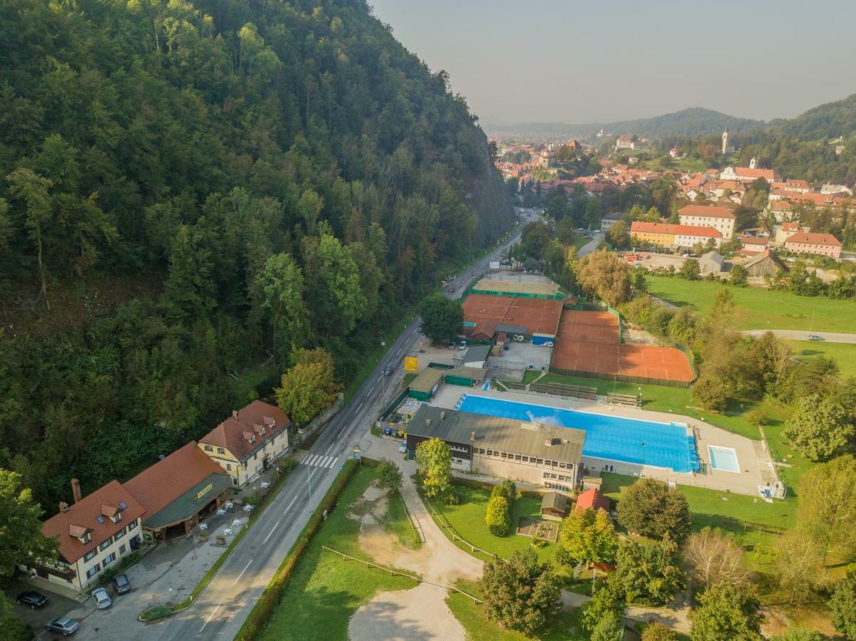 Pocitniska Hiska Pod Skalco Villa Kamnik Eksteriør billede